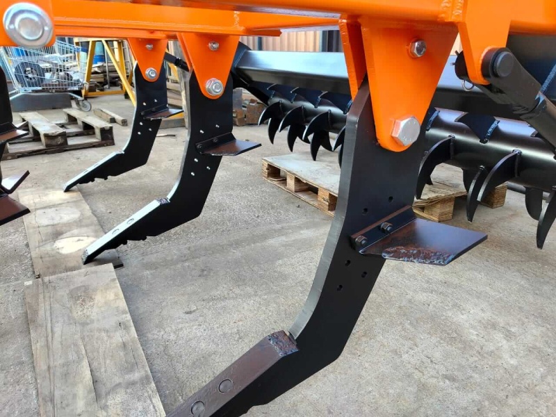 Плуг чизельный навесной ПЧН-2,1Н с зубчатым катком купить в Брянске – «БДН-АгроКубань», 6