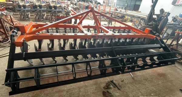 Борона дисковая навесная БДН 4х2Н, 26 рабочих органов купить в Брянске – «БДН-АгроКубань», 2
