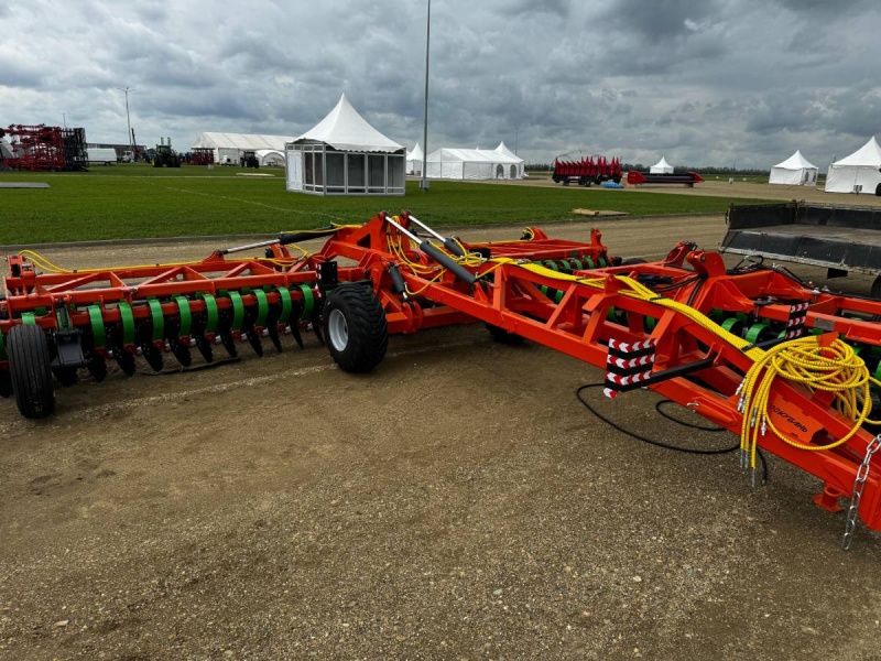 Лущильник мульчировщик дисковый прицепной «АВРОРА» ЛД-8Л (евро-складывание) ЛАФЕТ купить в Брянске – «БДН-АгроКубань», 2