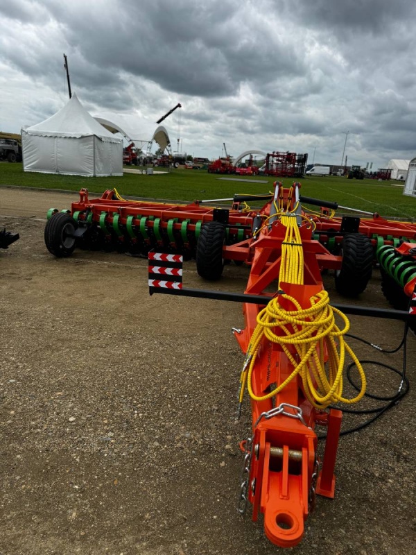 Лущильник мульчировщик дисковый прицепной «АВРОРА» ЛД-8Л (евро-складывание) ЛАФЕТ купить в Брянске – «БДН-АгроКубань», 4