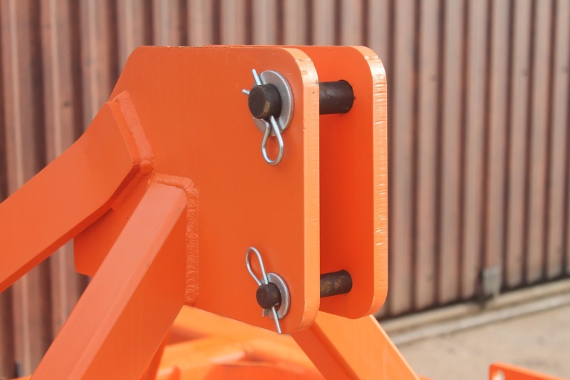 Плуг чизельный ПЧН-1,6 с зубчатым катком купить в Брянске – «БДН-АгроКубань», 8