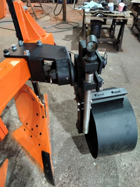 Плуг навесной оборотный 3/35+1 купить в Брянске – «БДН-АгроКубань», 4