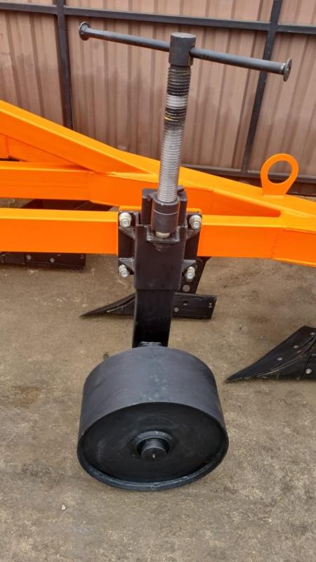 Плуг отвальный ПЛН 3-35 (3 корпуса) купить в Брянске – «БДН-АгроКубань», 4