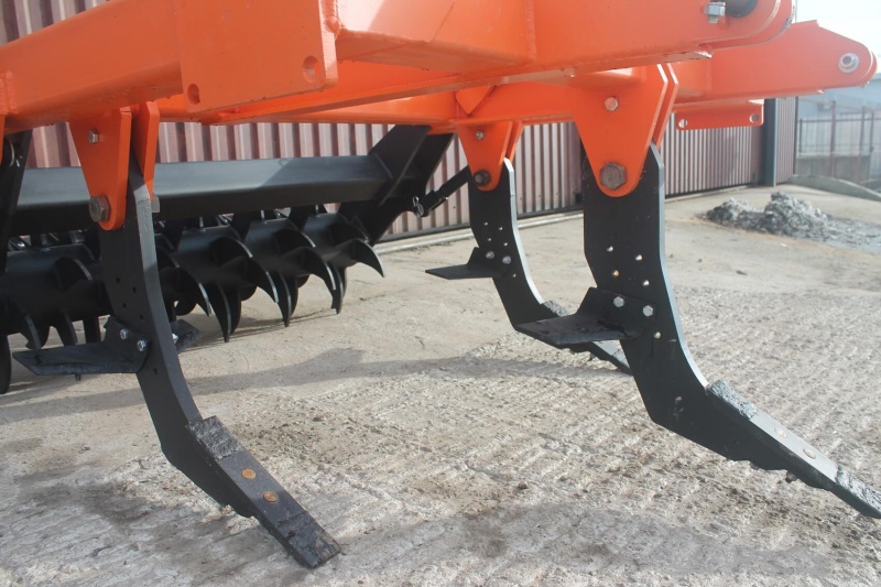 Плуг чизельный ПЧН-1,6 с зубчатым катком купить в Брянске – «БДН-АгроКубань», 12