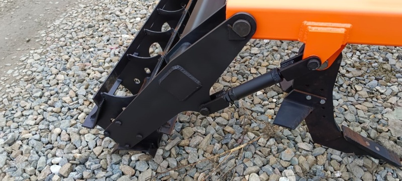 Плуг чизельный ПЧН 1,6 с планчатым катком купить в Брянске – «БДН-АгроКубань», 6